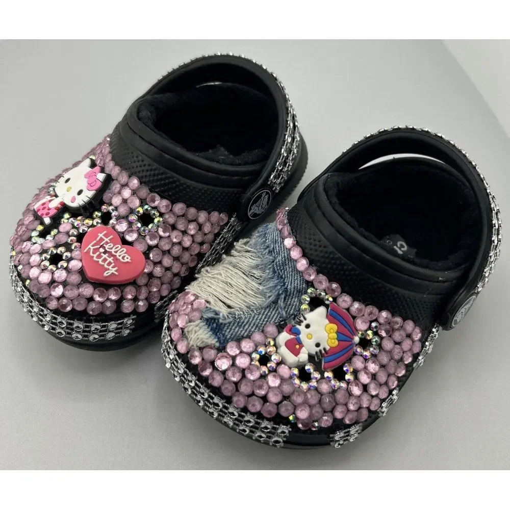 Unique One of a Kind - Hello Kitty‎ Crocs - Dual Comfort - Size: C4